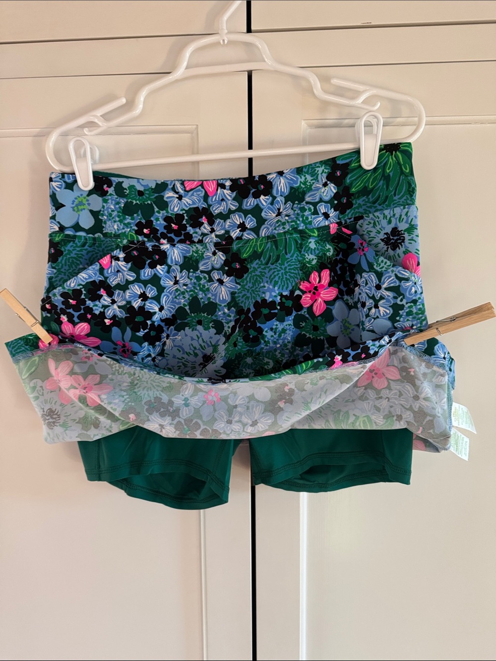 Lilly Pulitzer Luxletic Skort - Picture 3 of 6